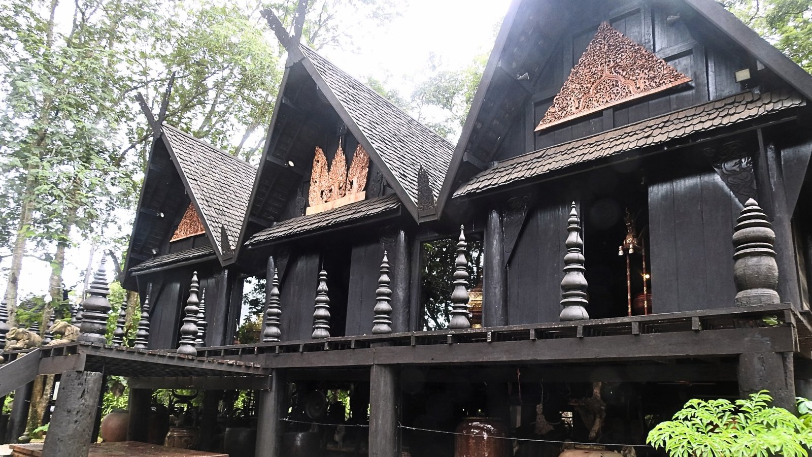 Baan Dam Black House
