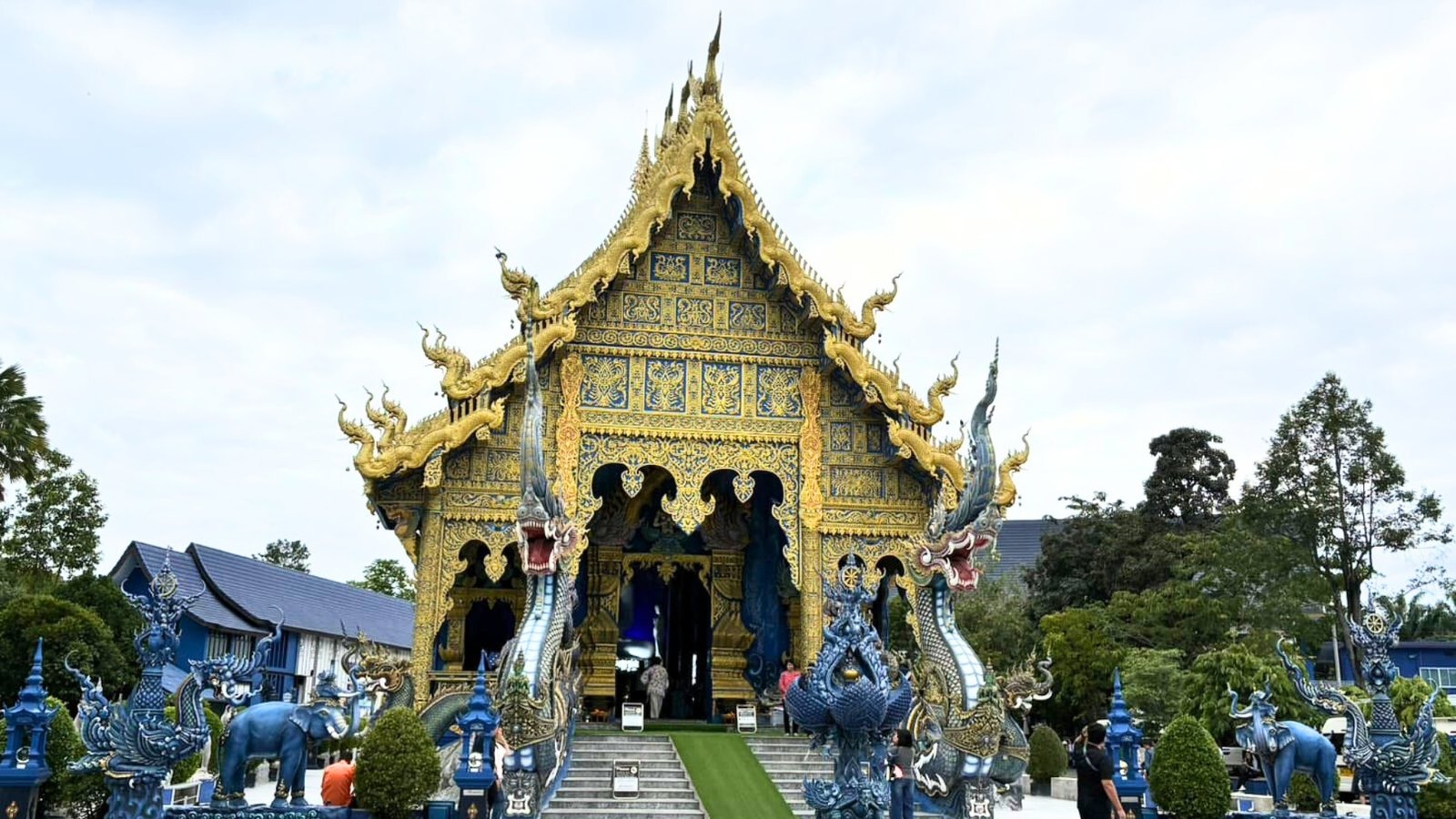 Wat Rong Suea Ten Blue Temple