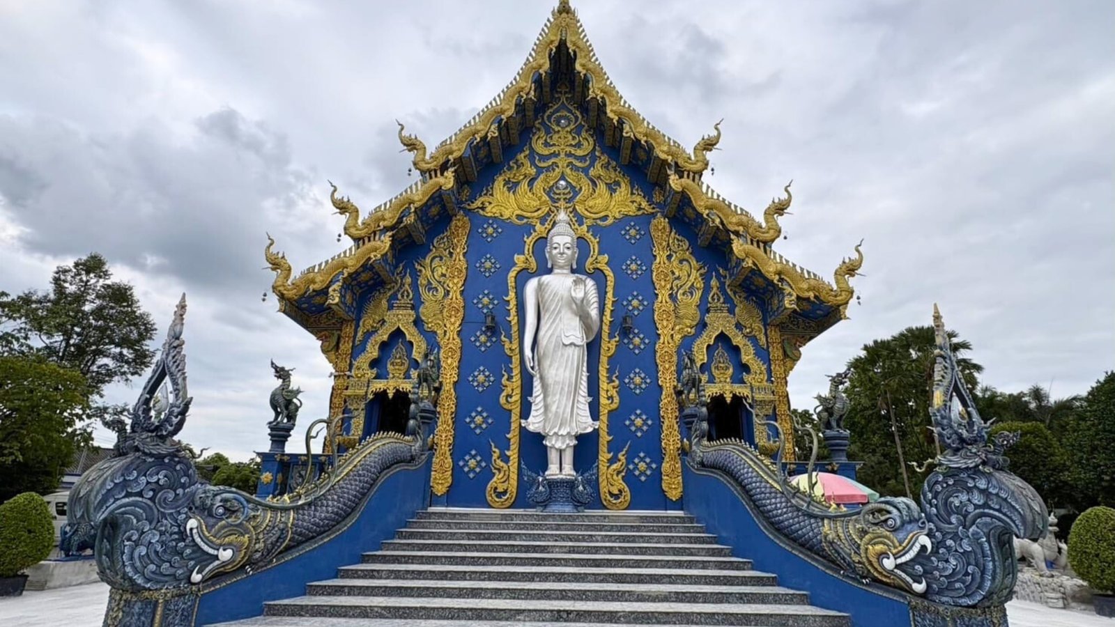 Wat Rong Suea Ten Temple Outer Sanctum